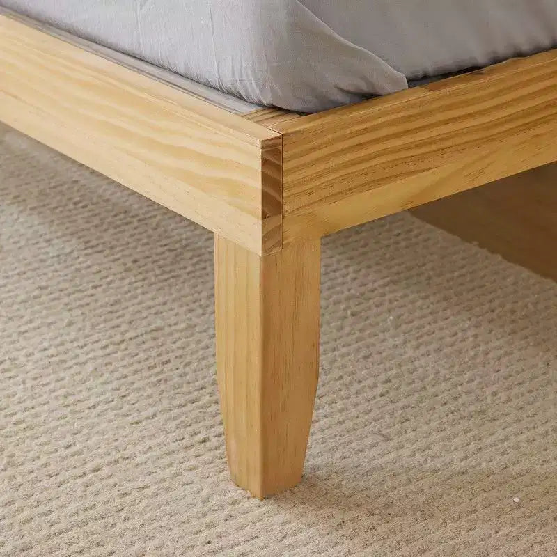 Letto a piattaforma singolo con struttura in legno di pino