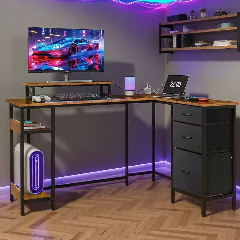 Scrivania da Gaming a L da 55 Pollici con Contenitore, Prese di Corrente e Luci a LED